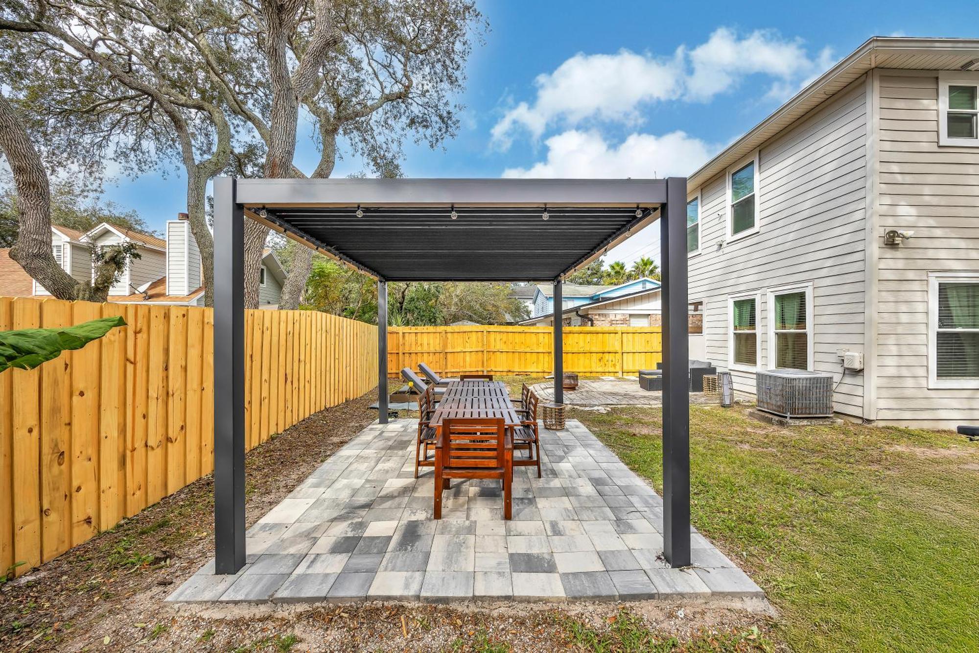 {Hidden Gem} Beach Home Blocks From Ocean +6 Bikes Jacksonville Beach Exterior photo